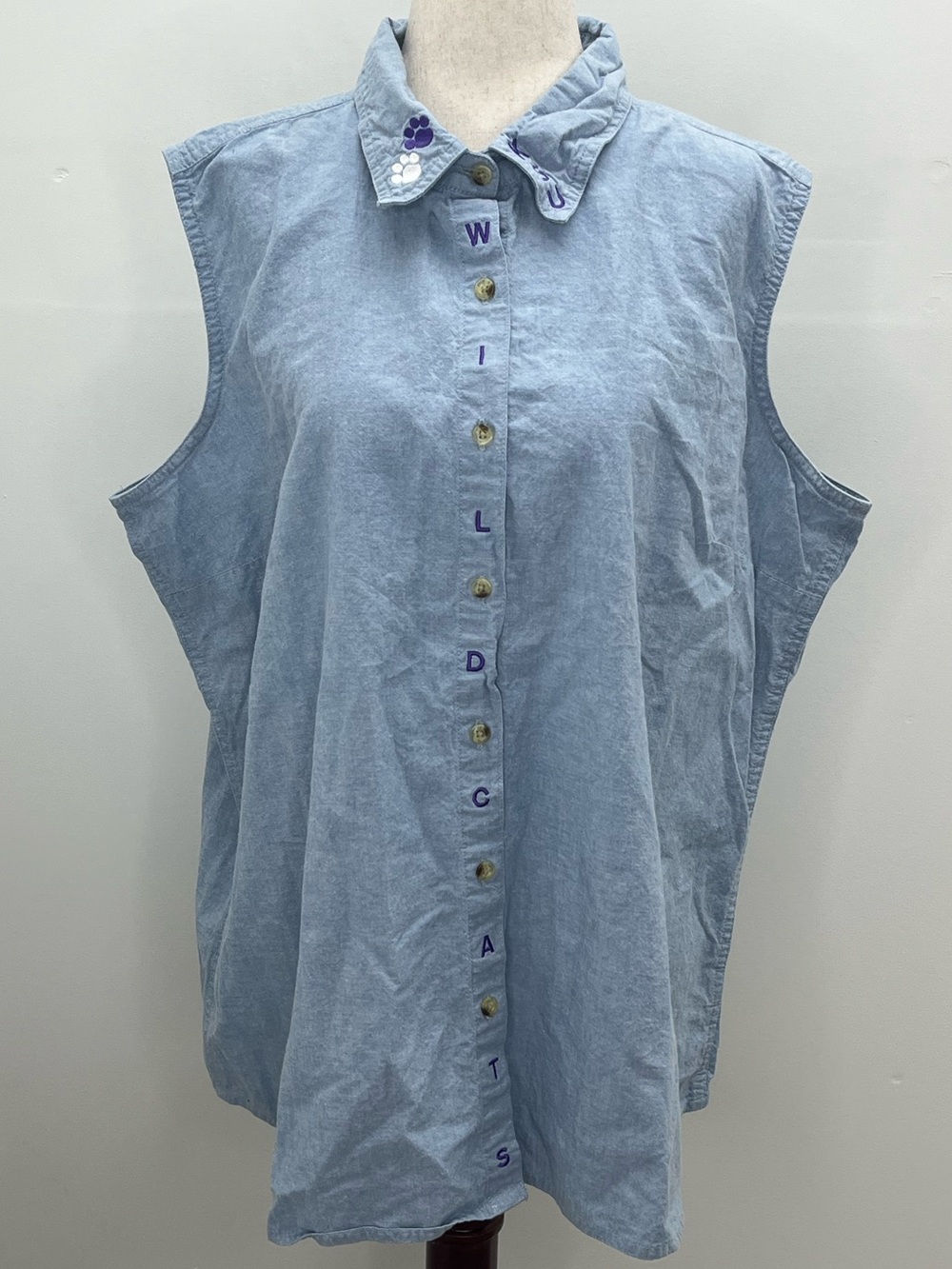 Cabin Creek KSU Wildcats Sleeveless Chambray Embroidered Plus Size Shirt 22W